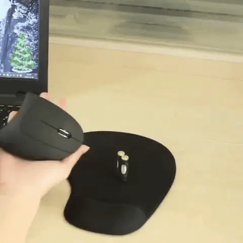 Ergonomic vertical mouse